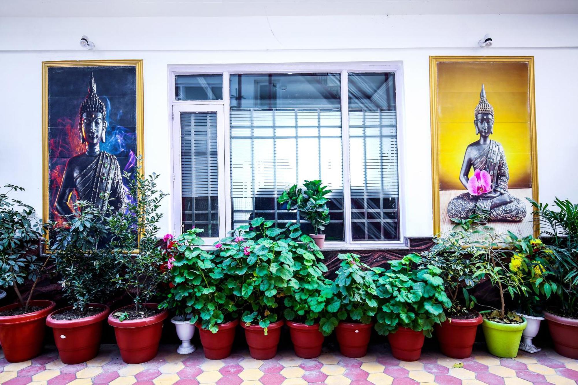 Hotel White Grand Shimla - In City Centre - A Centrally Ac Hotel Extérieur photo